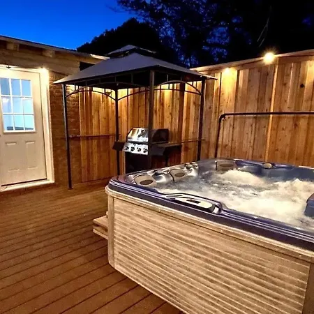 Villa The Solstice L Hot Tub Ev Charger Private Yard